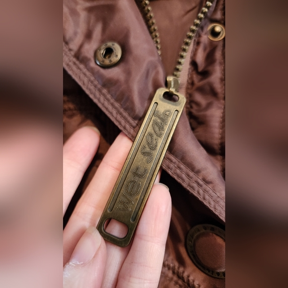 *SOLD* Deadstock Original Tags Wet Seal Brown Faux Fur Hooded Vest - Picture 7 of 9